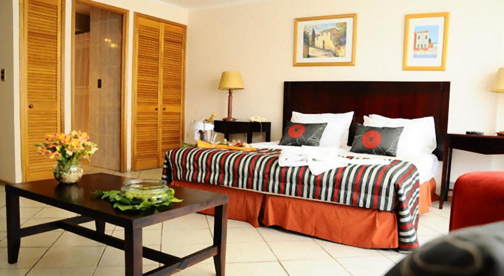 Hotel Nogales By Tempo Rent Santiago Bilik gambar